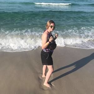 Meet your Posher, Ella